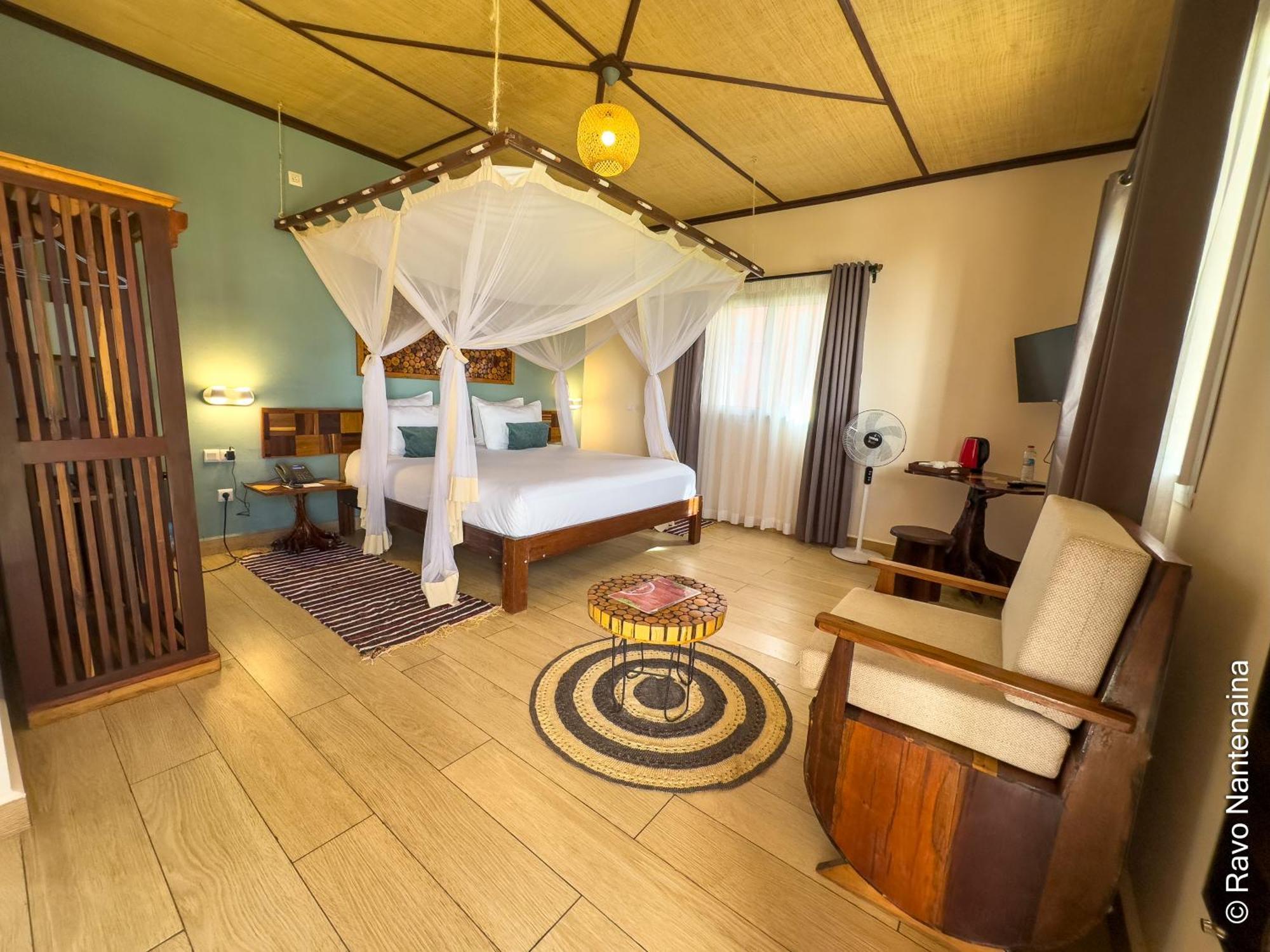 Bira Hotel Antsirabe Zewnętrze zdjęcie