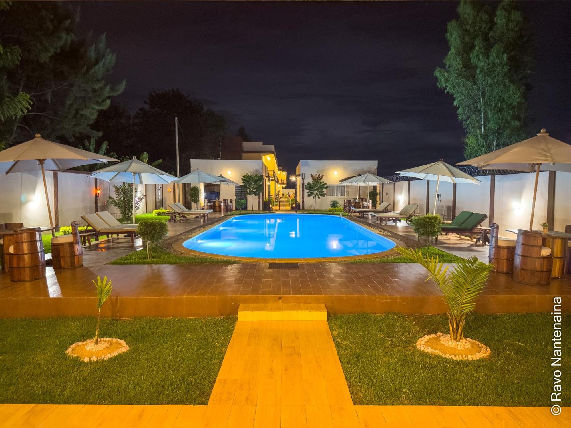 Bira Hotel Antsirabe Zewnętrze zdjęcie