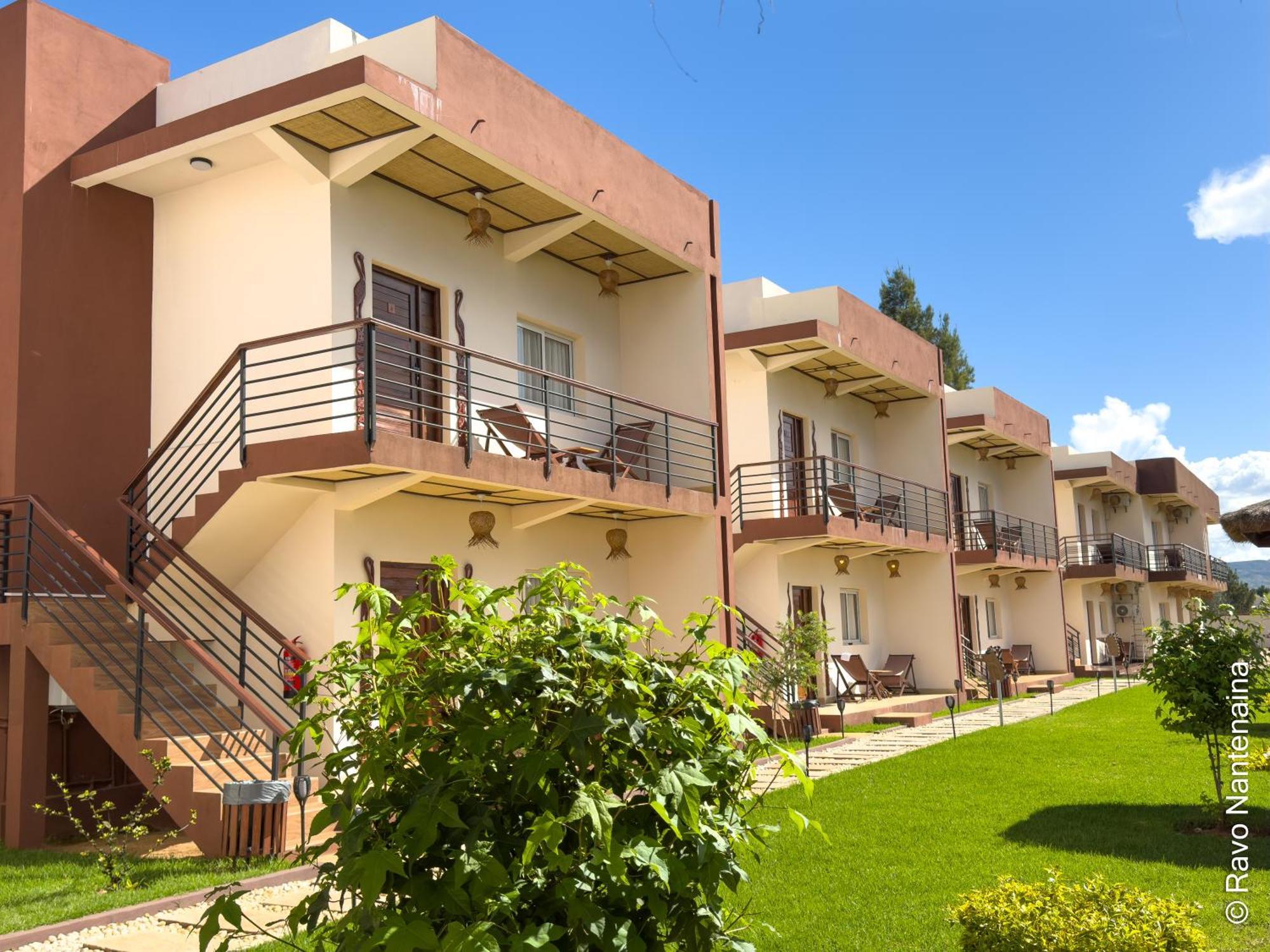 Bira Hotel Antsirabe Zewnętrze zdjęcie